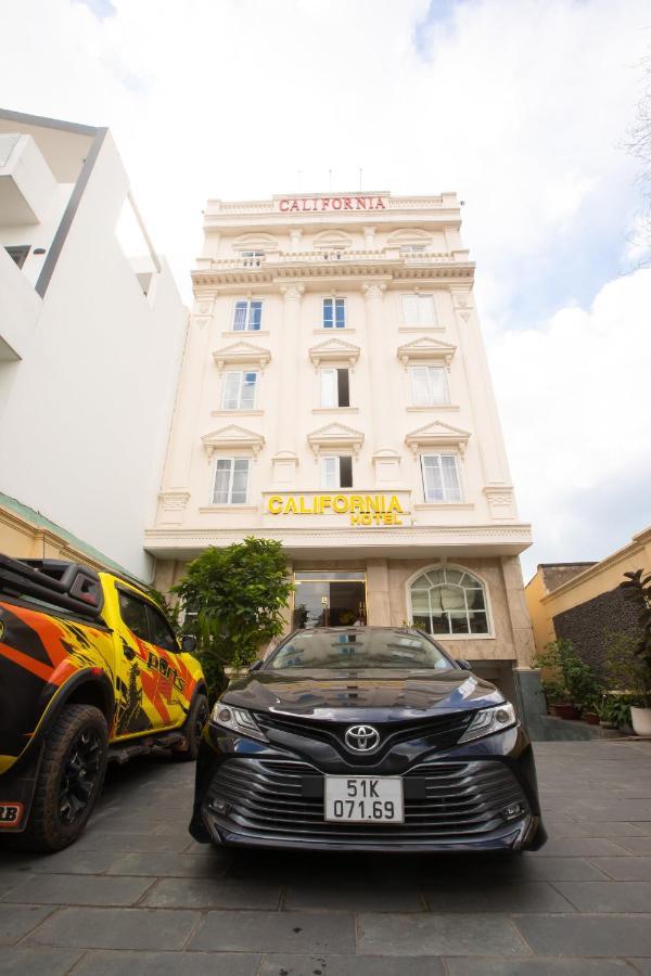 California Hotel โฮจิมินห์ซิตี้ ภายนอก รูปภาพ